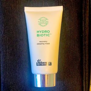 Dr. Brandt recovery sleeping mask